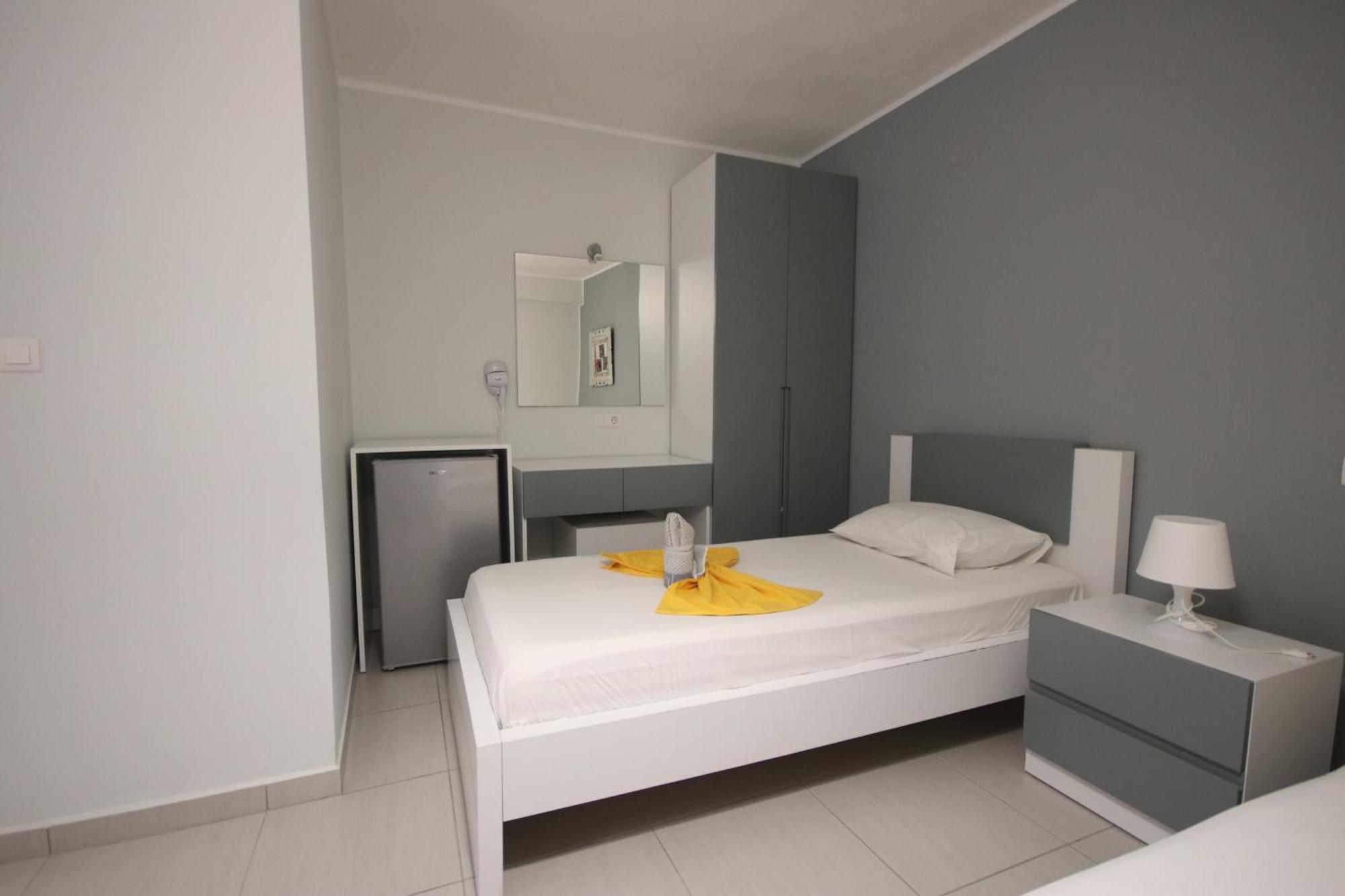 Hotel Potami Beach - Mondi Goro Himarë Exterior foto